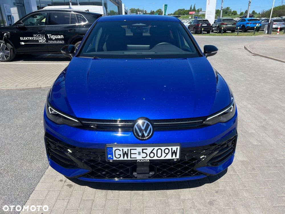 Volkswagen Golf - 2