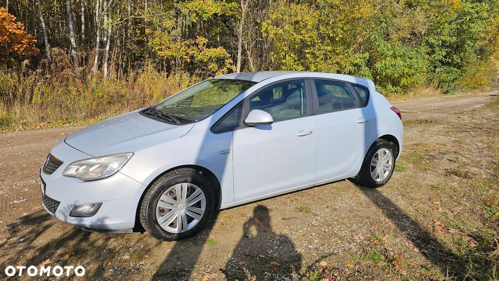 Opel Astra 1.7 CDTI Essentia - 1