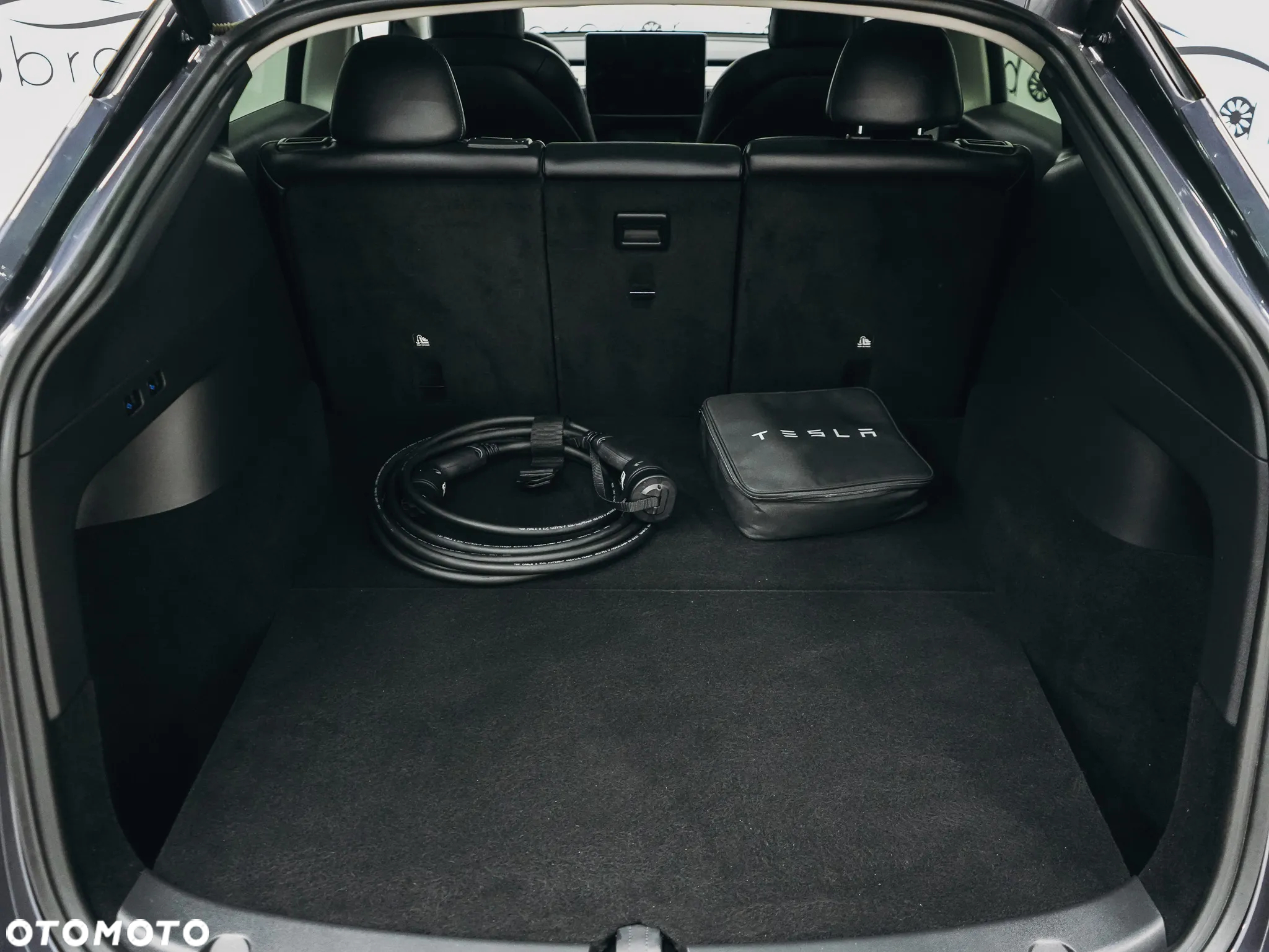Tesla Y Model Long Range Dual Motor AWD - 36