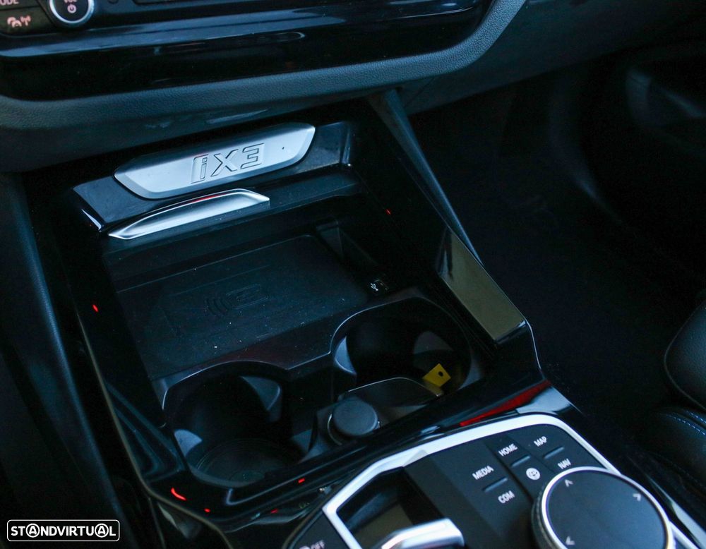 BMW iX3 M Sport Impressive - 14