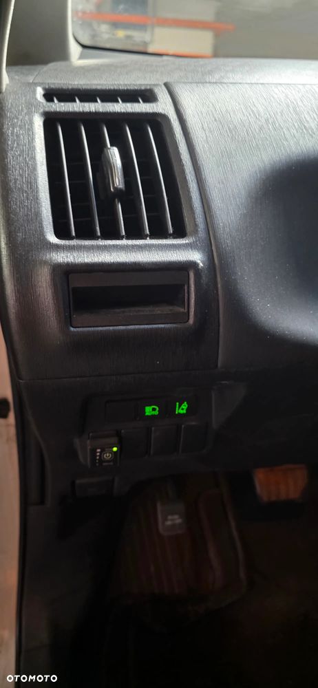 Toyota Prius+ - 7
