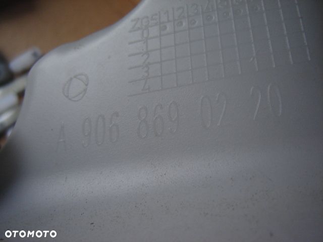 MERCEDES VITO VIANO ZBIORNICZEK SPRYSKIWACZY A906 - 2