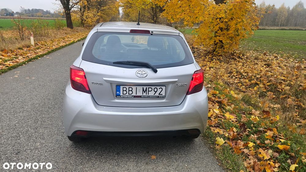 Toyota Yaris - 7