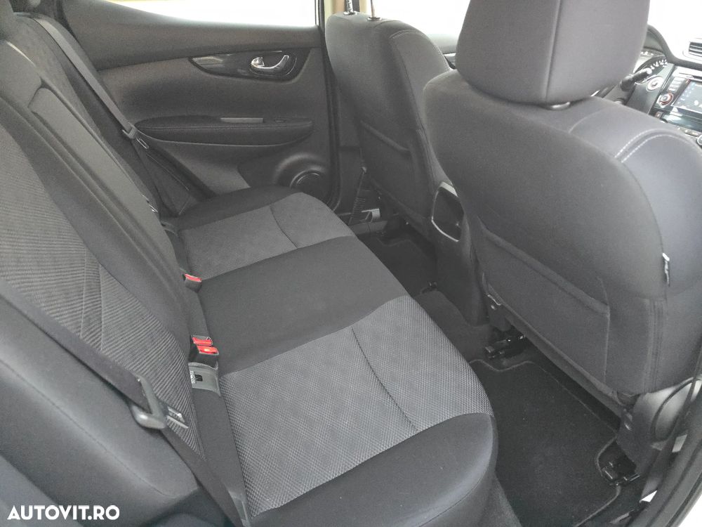 Nissan Qashqai 1.6 DCI N-Vision - 9
