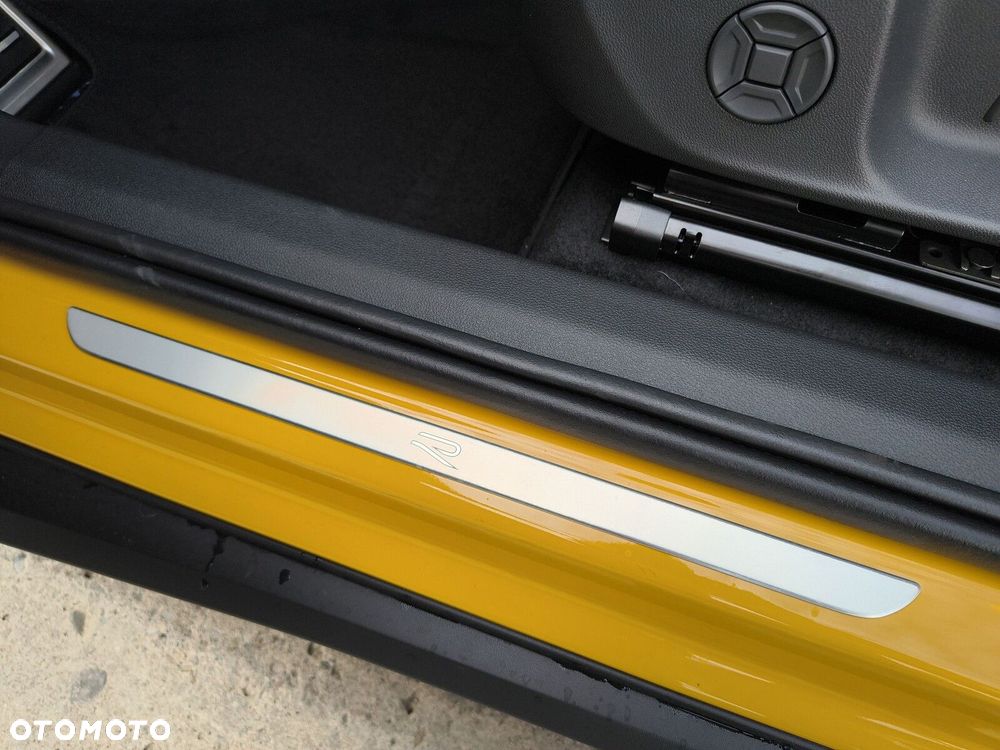Volkswagen T-Roc 1.5 TSI HEV R-Line - 26