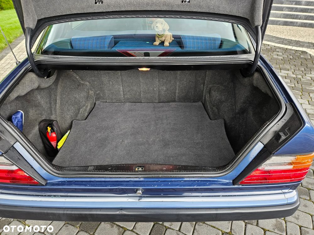 Mercedes-Benz W124 (1984-1993) - 4