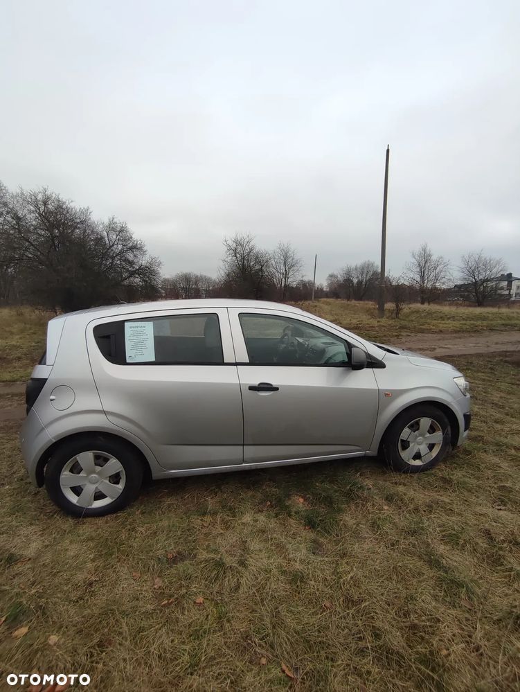 Chevrolet Aveo 1.2 LT - 8