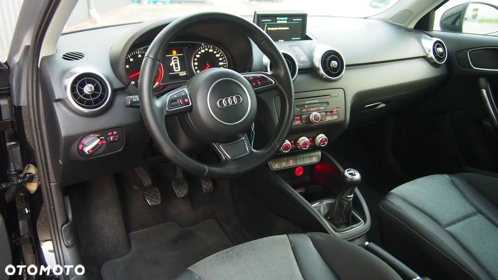 Audi A1 3-drzwiowe 1.2 TFSI admired - 26