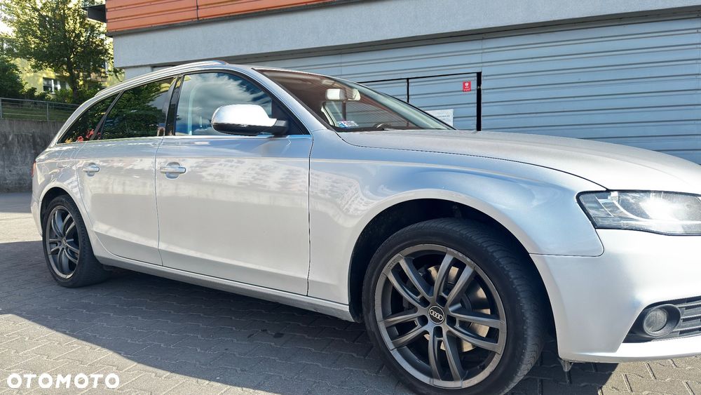 Audi A4 Avant 2.0 TDI - 11
