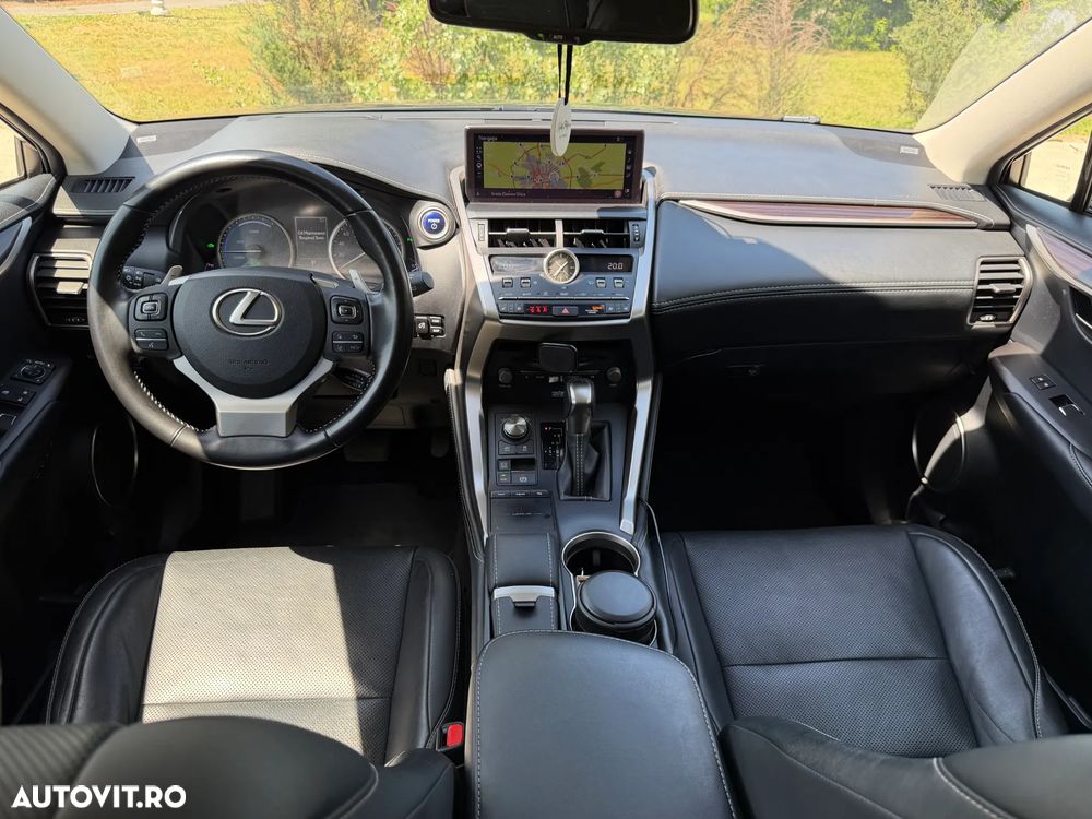 Lexus Seria NX - 10