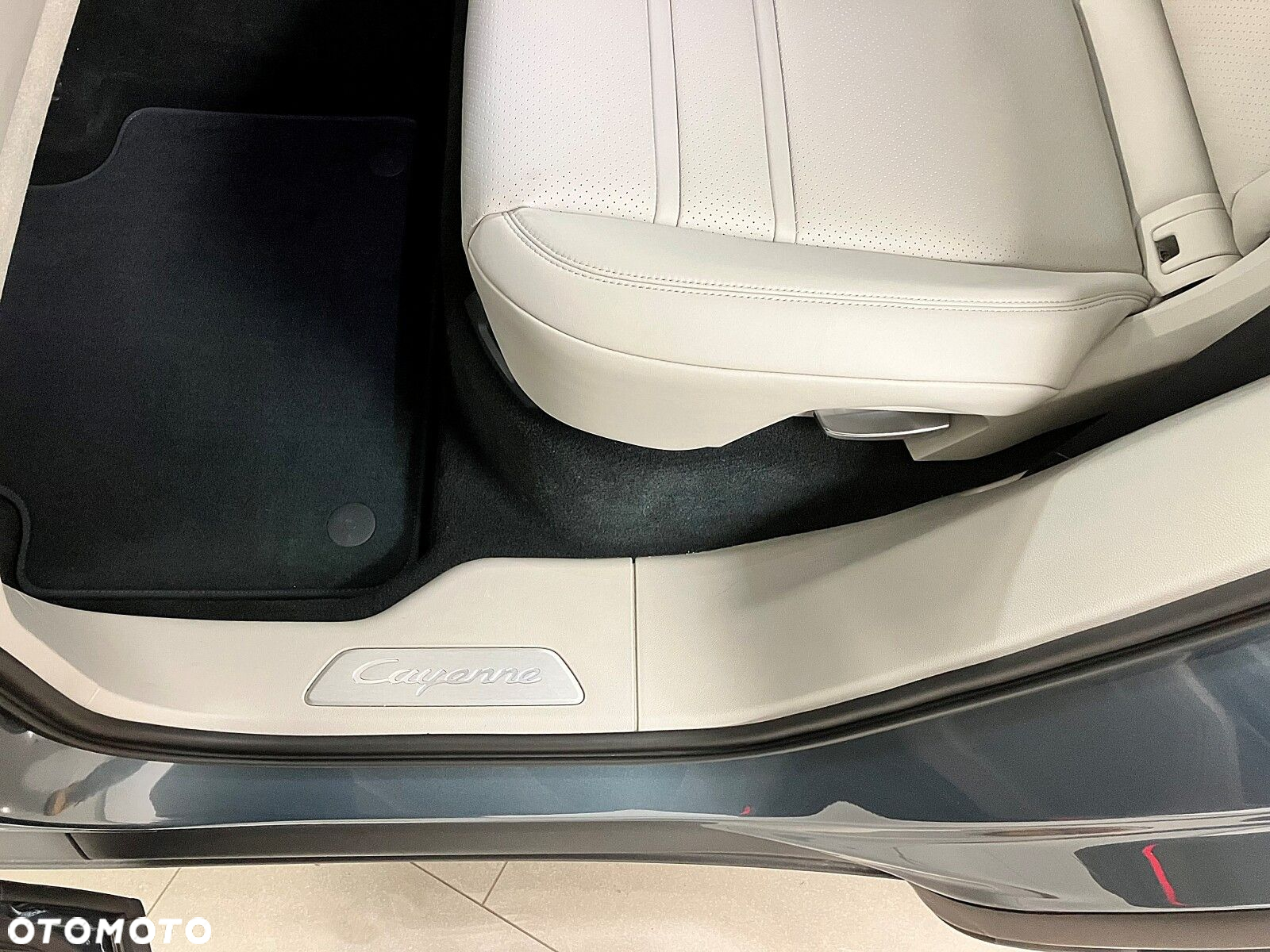 Porsche Cayenne - 27