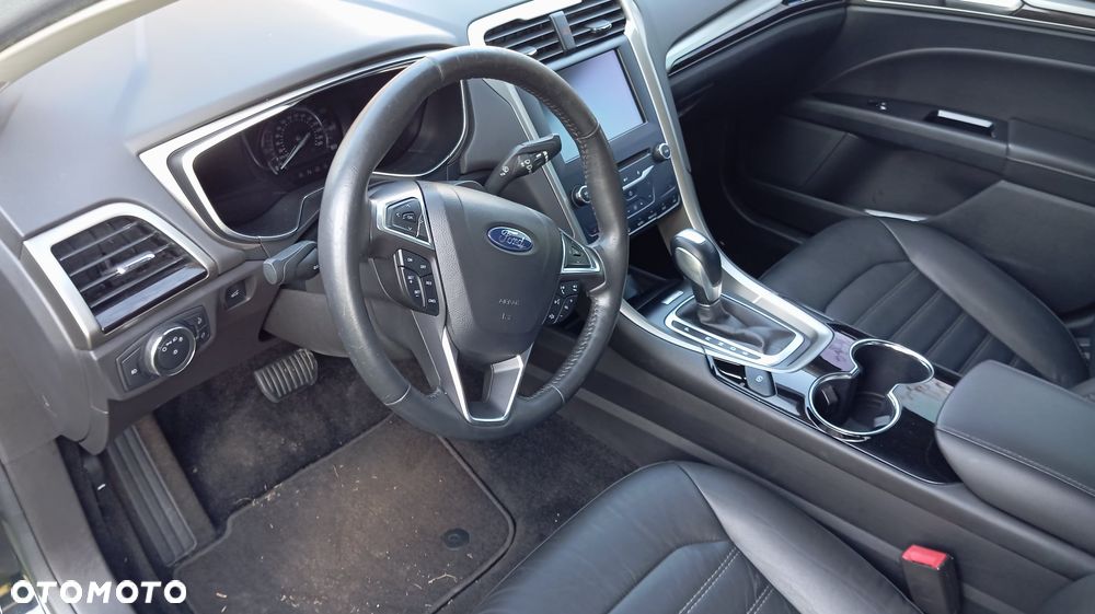 Ford Fusion - 3