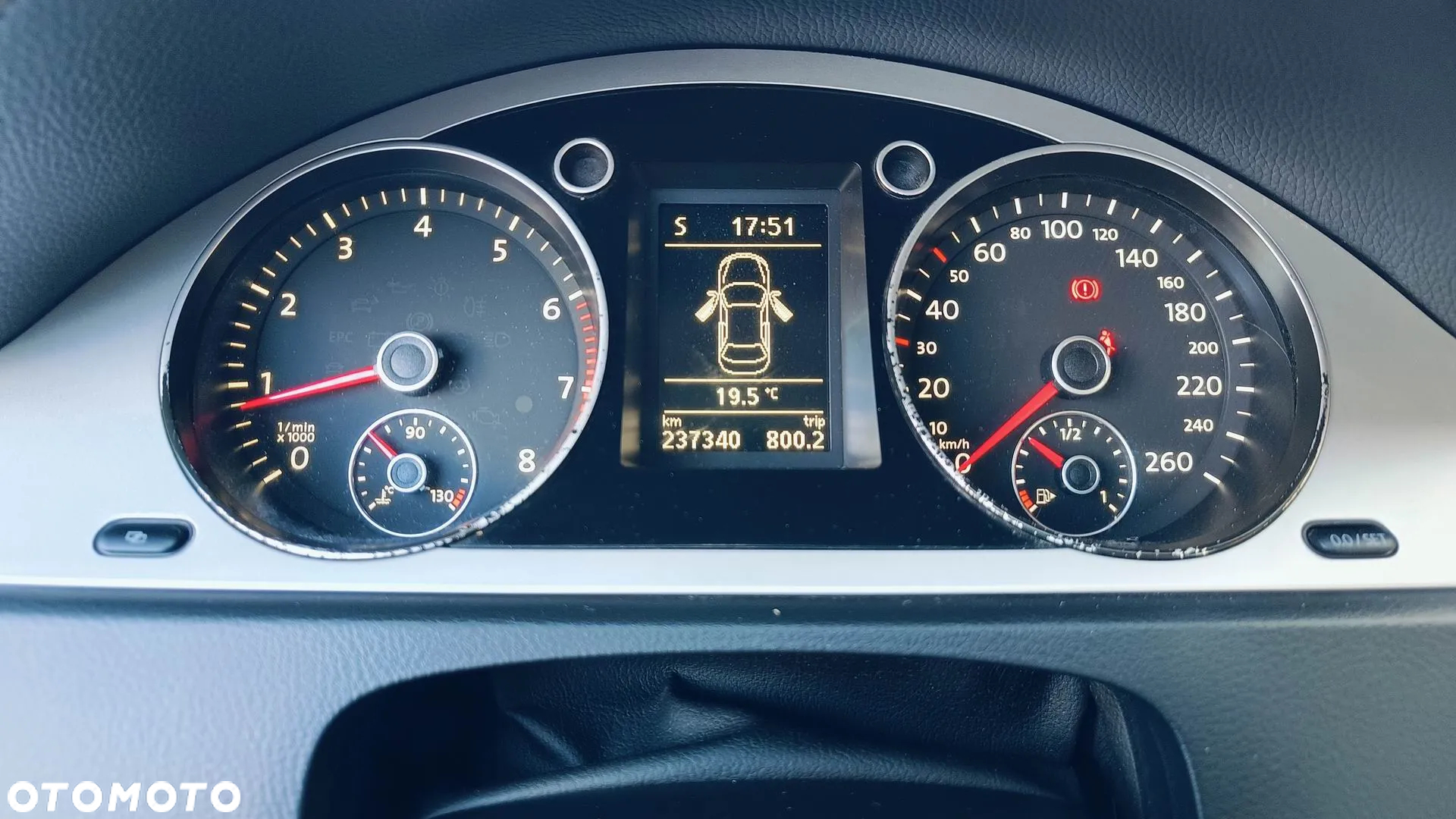 Volkswagen Passat 2.0 TSI Comfortline - 33