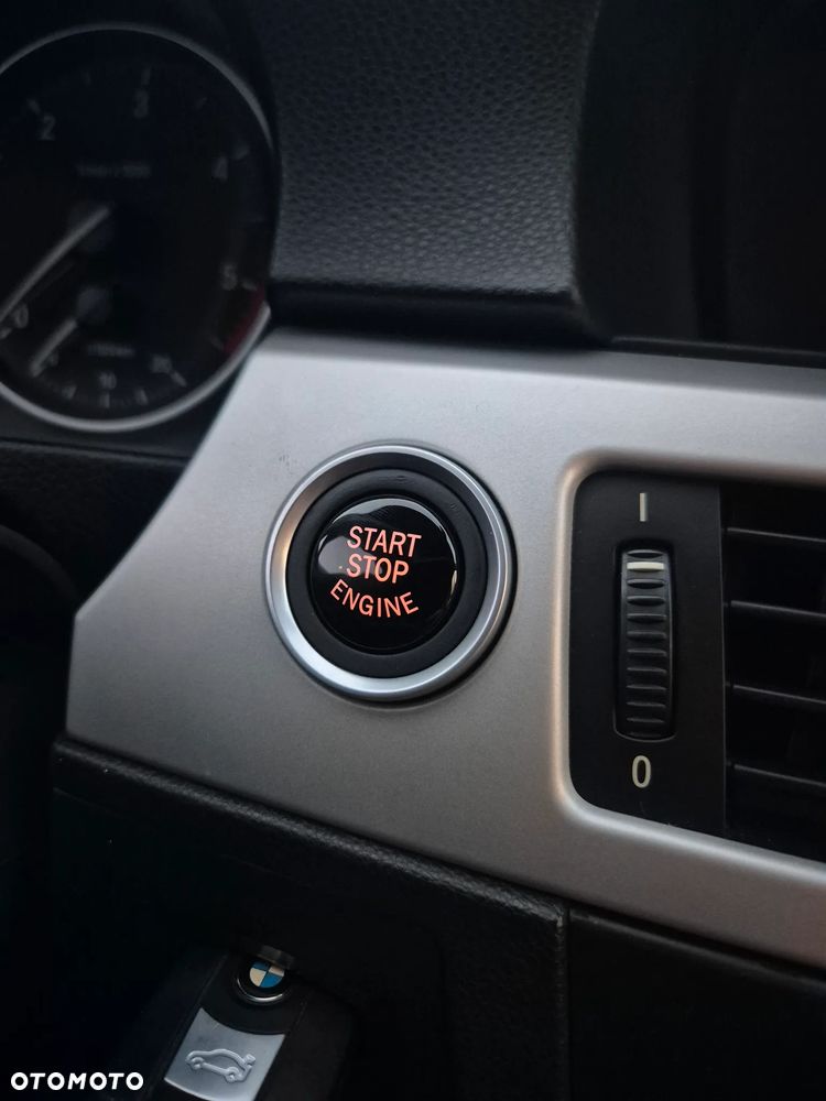 BMW Seria 3 330d - 10
