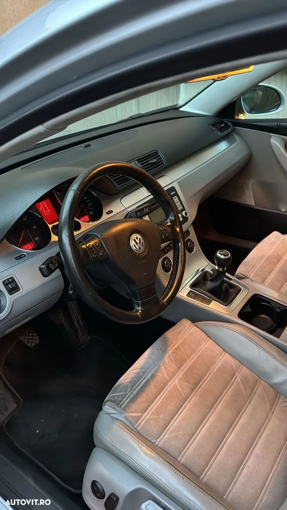 Volkswagen Passat 2.0TDI Highline DPF 4Motion - 6