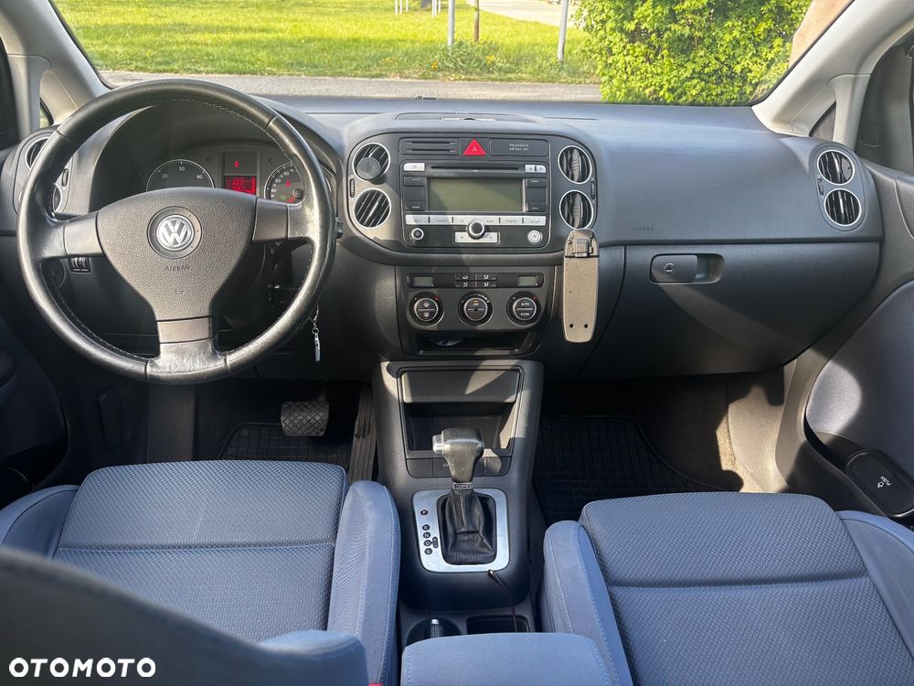 Volkswagen Golf 1.9 TDI Comfortline DSG - 5