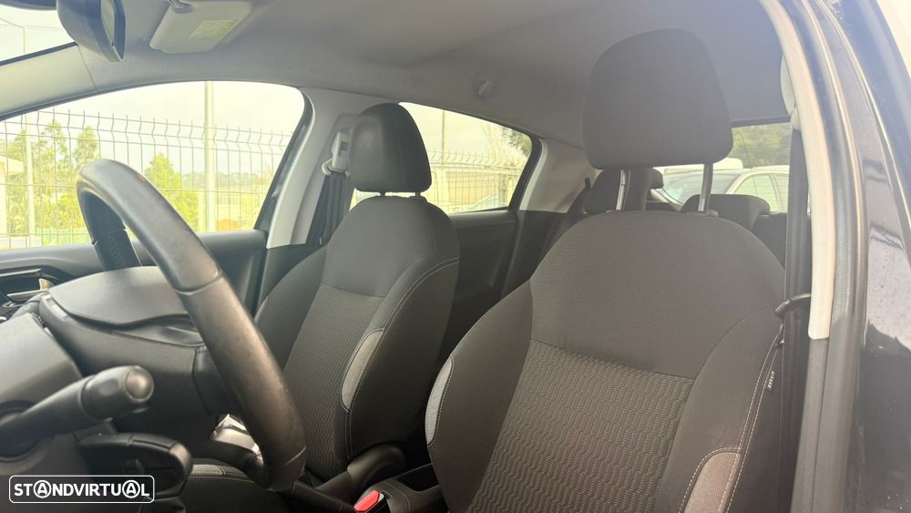 Peugeot 208 1.6 BlueHDi Style - 11
