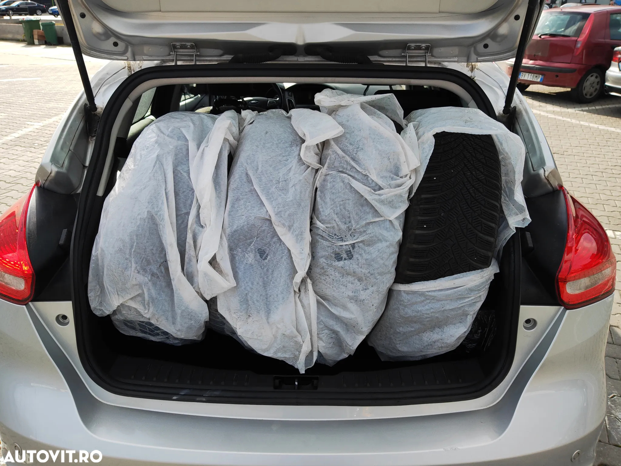 Ford Focus 1.5 EcoBlue Start-Stopp-System TITANIUM - 10
