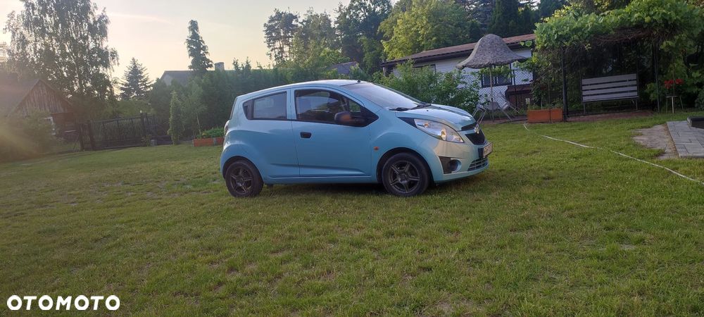 Chevrolet Spark 1.0 Base+ - 4