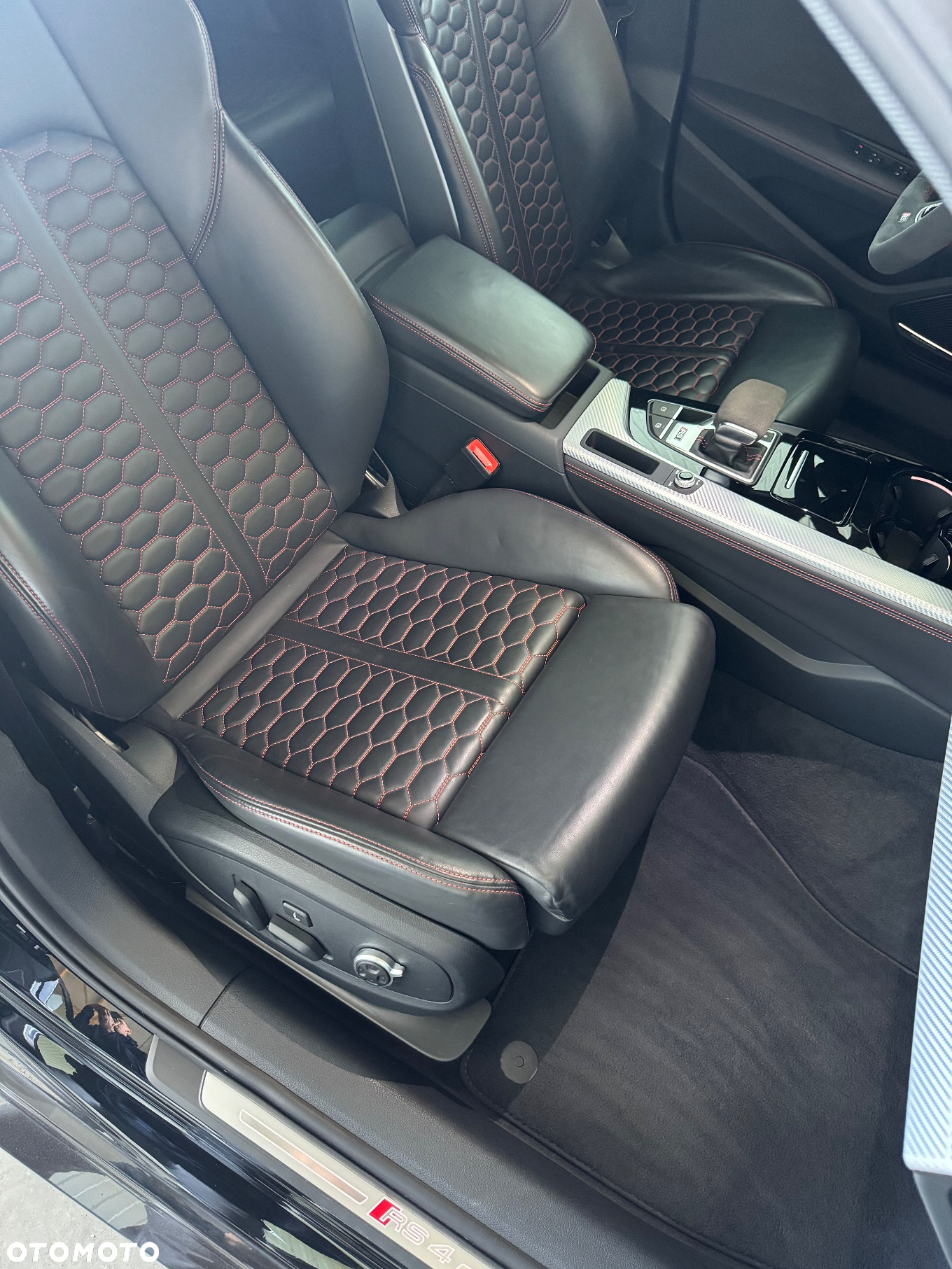 Audi RS4 2.9 TFSI Quattro Tiptr - 17