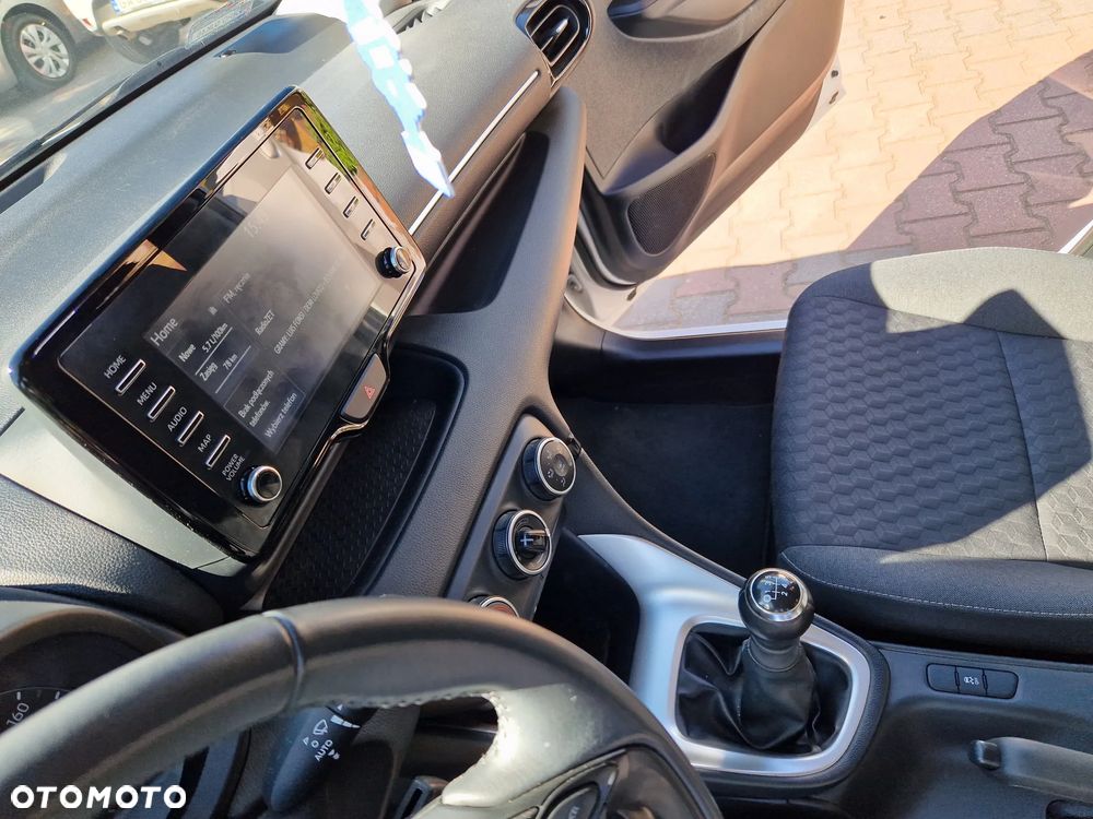 Toyota Yaris 1.5 Comfort - 17