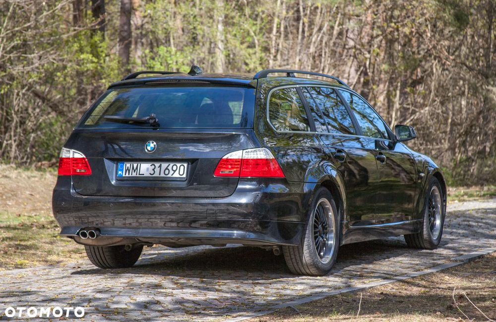 BMW Seria 5 525d - 10