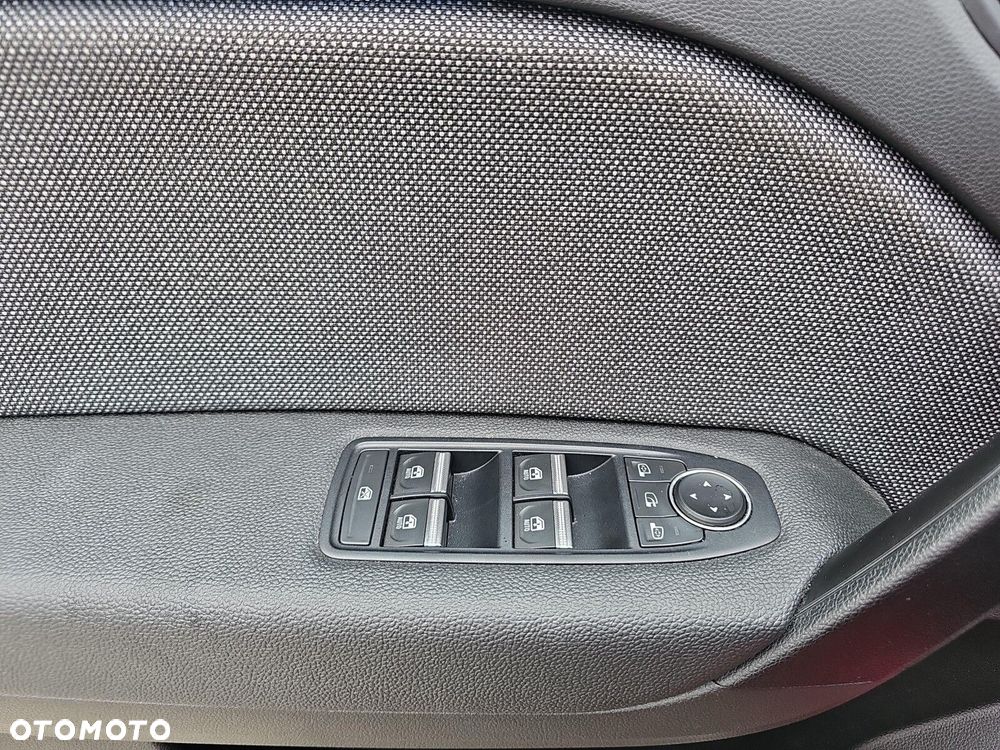 Renault Captur - 18