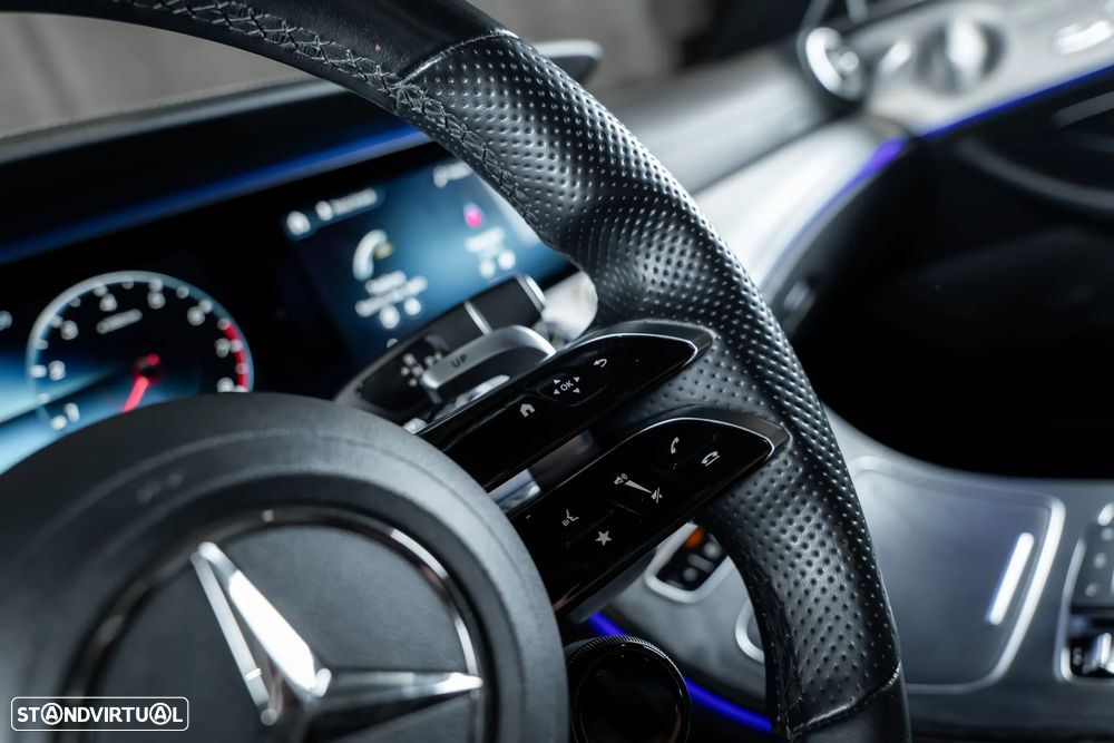 Mercedes-Benz E 53 AMG 4-Matic+ - 11