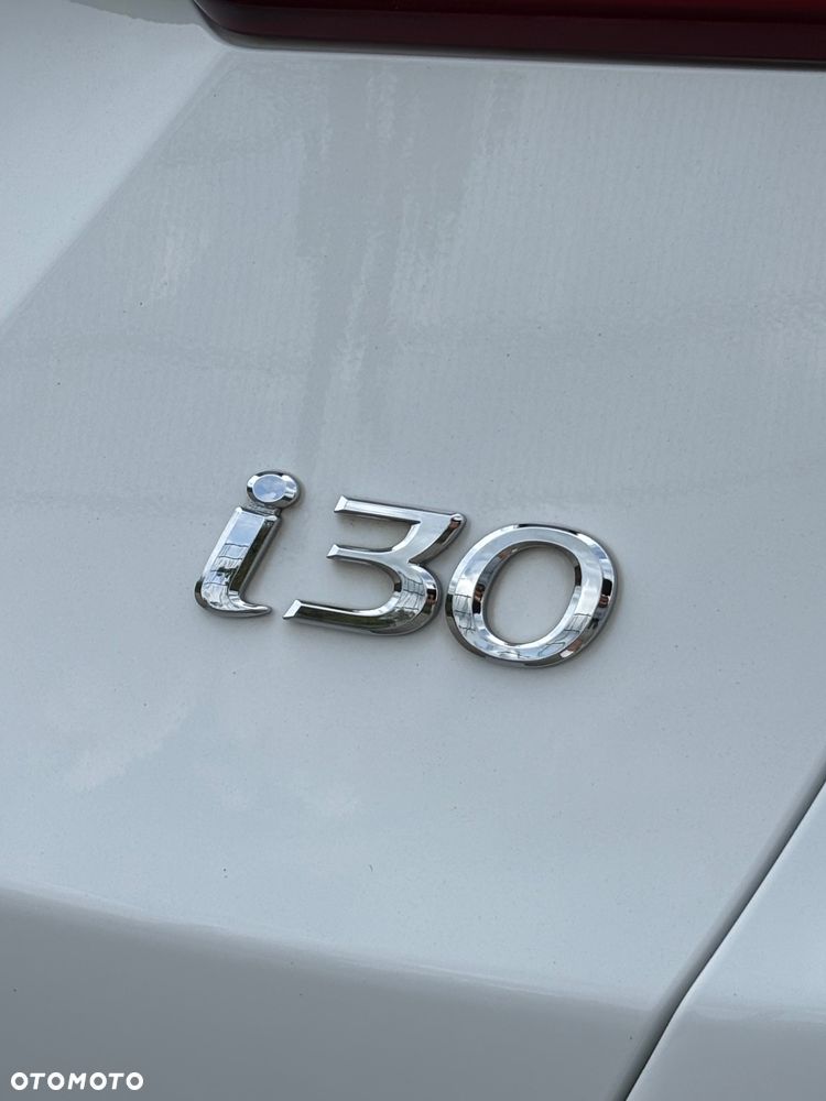 Hyundai i30 blue Kombi 1.6 GDi Style - 12