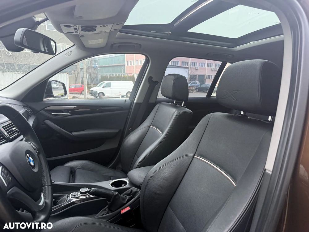 BMW X1 sDrive18d Sport Line - 24
