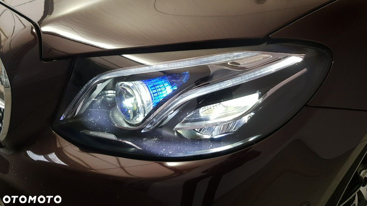 Mercedes-Benz Klasa E - 14
