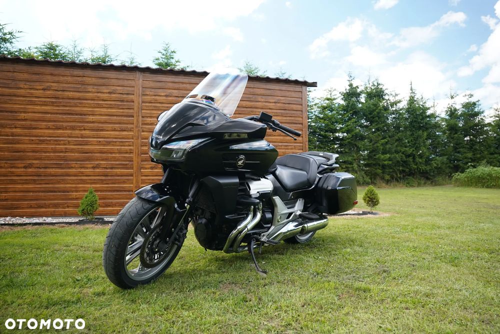 Honda CTX - 7