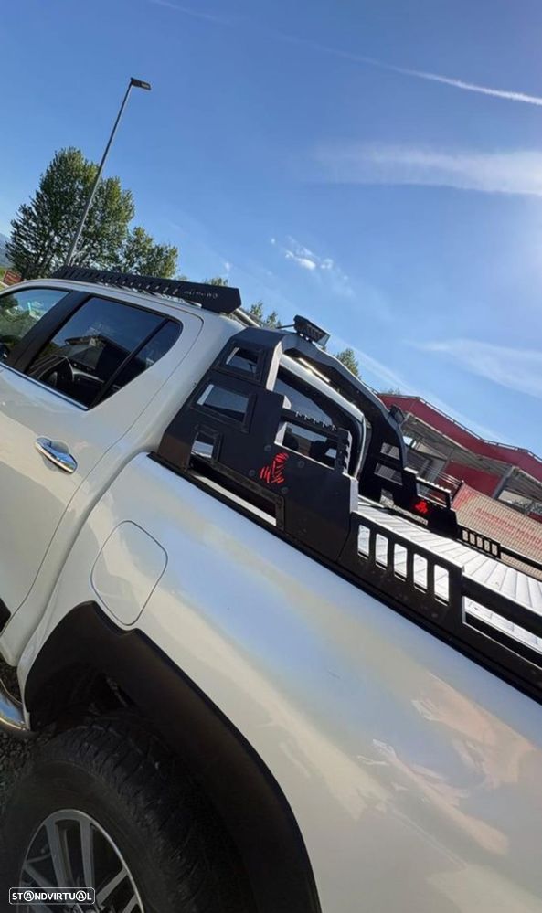 Toyota Hilux 4x4 Cabine Dupla Auto S&S Executive - 6