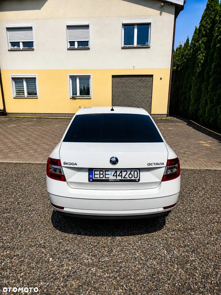 Skoda Octavia 1.6 TDI Ambition - 5