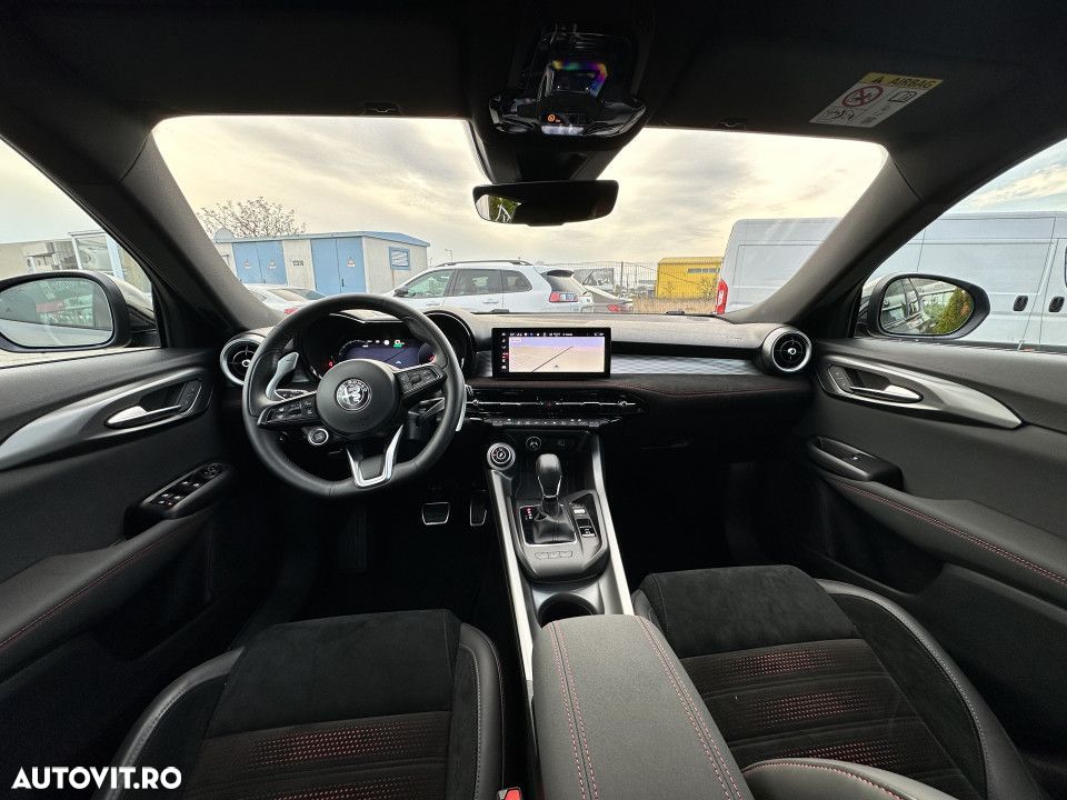 Alfa Romeo Tonale 1.3T PHEV Q4 280 CP AT6 Veloce - 11