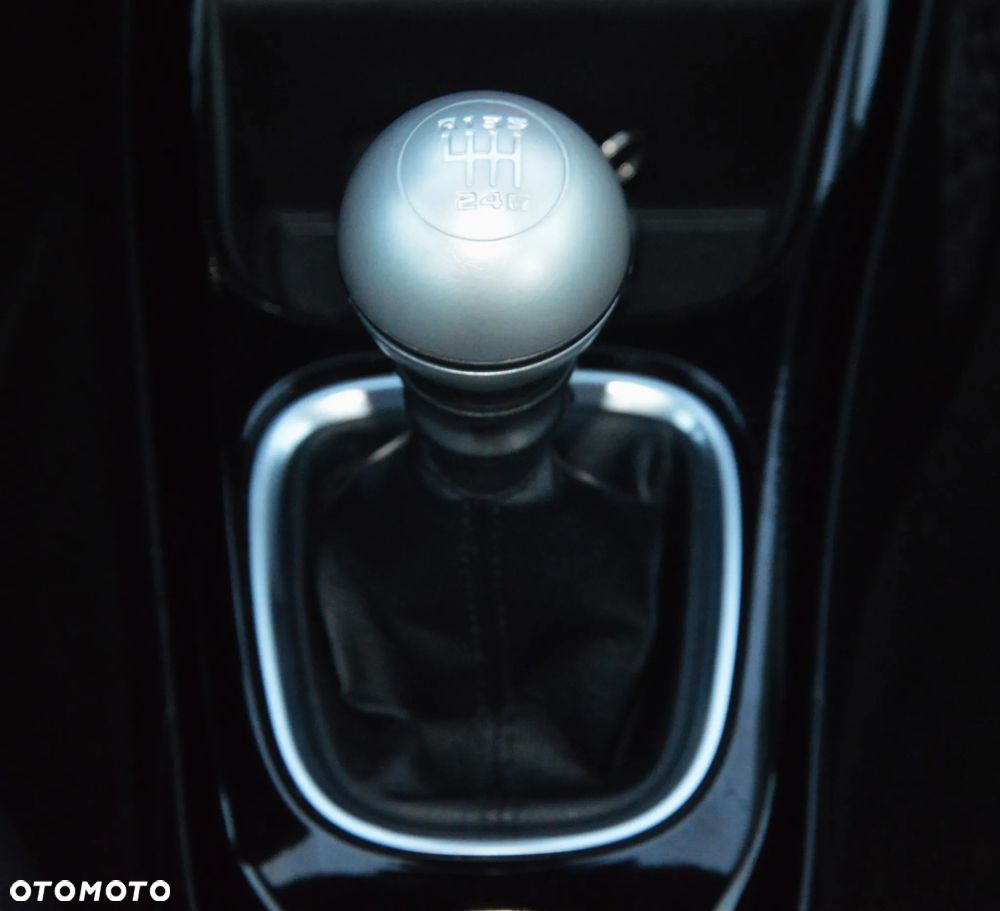 Jeep Compass - 26