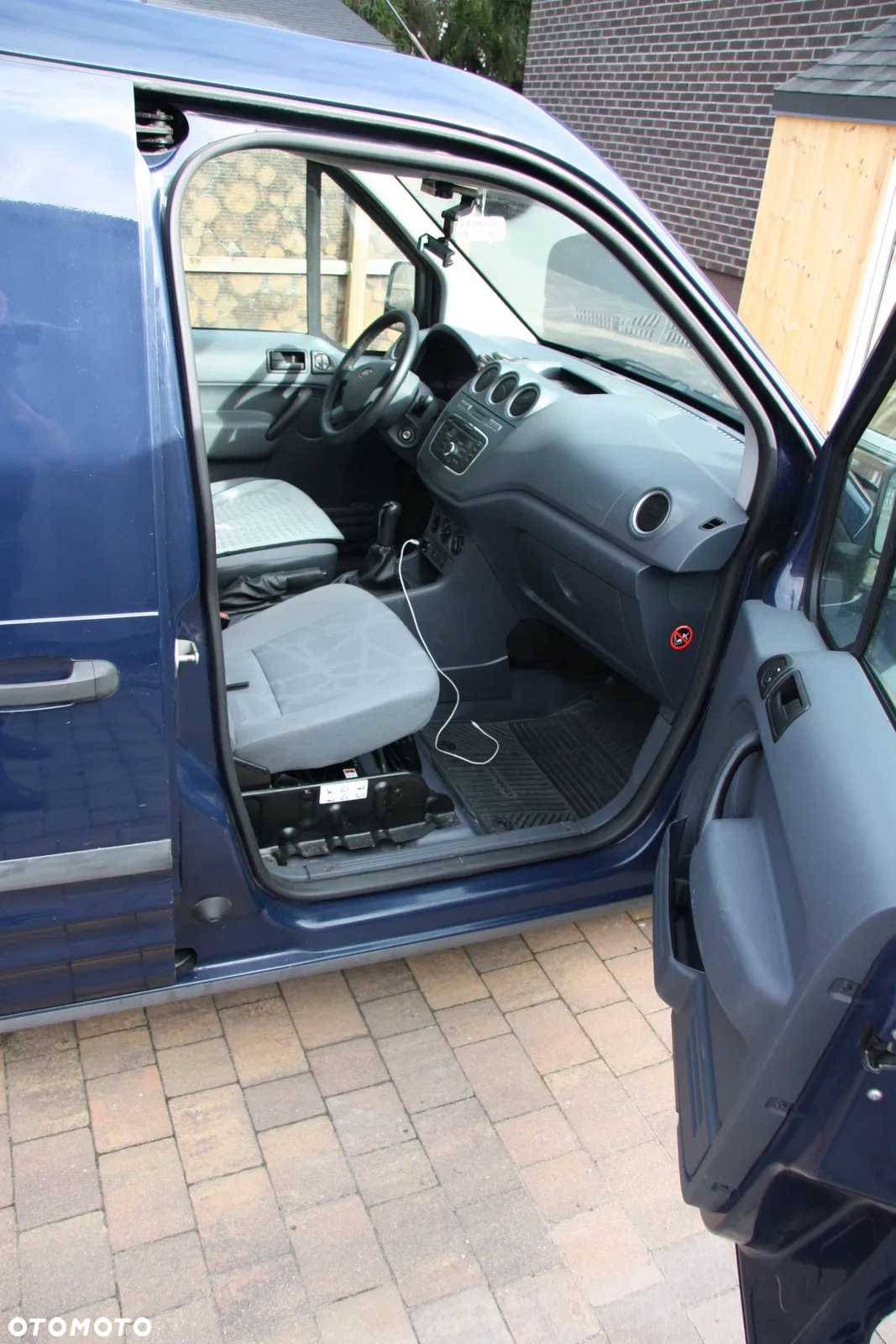 Ford Connect - 8