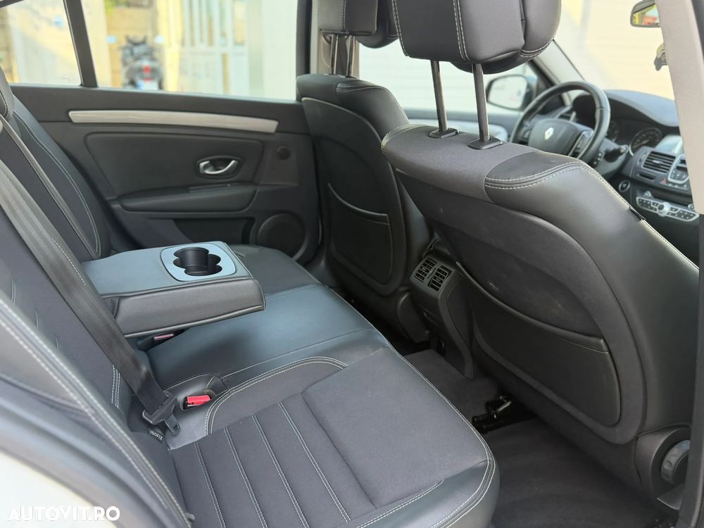 Renault Laguna - 38