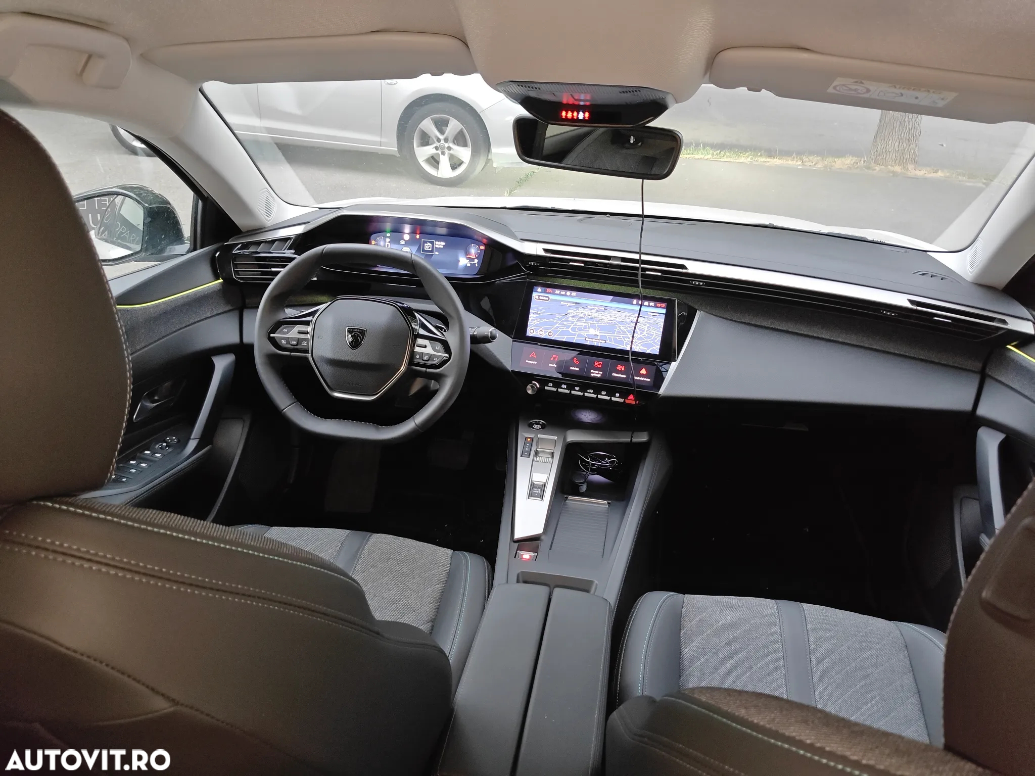 Peugeot 408 1.2L PureTech 130 S&S EAT8 Allure Pack - 5