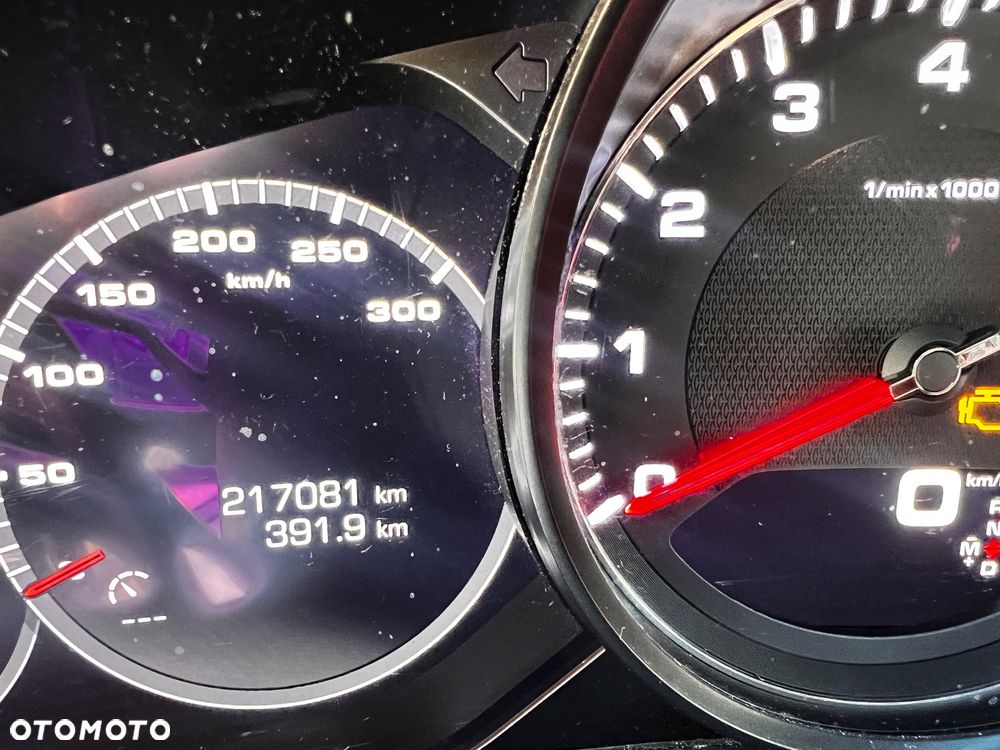 Porsche Cayenne S - 19