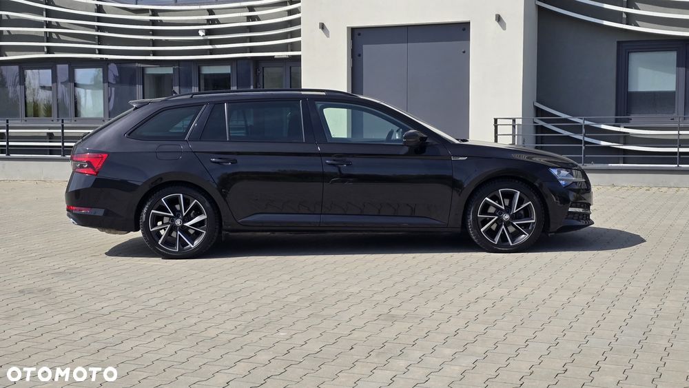 Skoda Superb 2.0 TSI Sportline DSG - 8