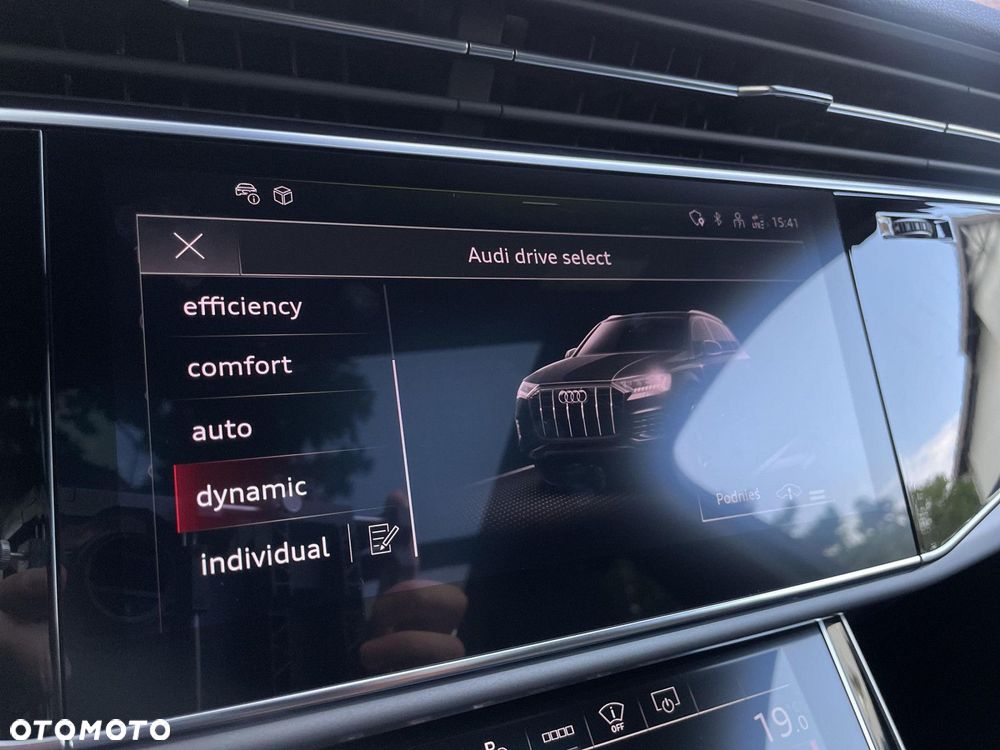 Audi Q7 - 40