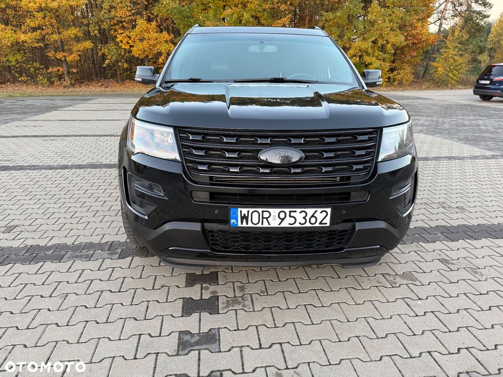 Ford Explorer - 17