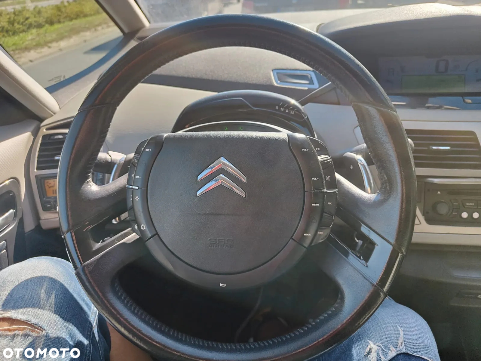 Citroën C4 Grand Picasso 2.0 HDi Equilibre Exclusive - 12