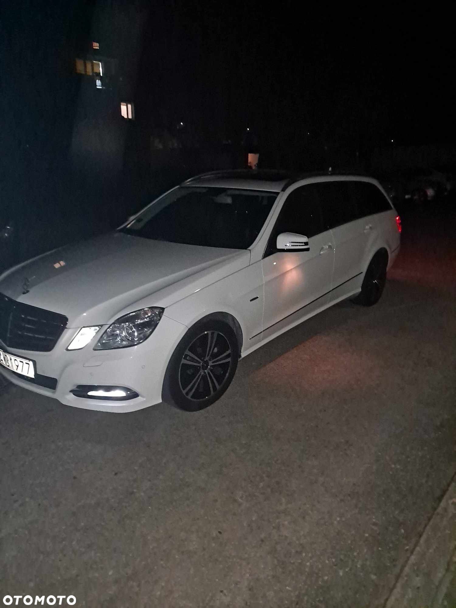Mercedes-Benz Klasa E - 1