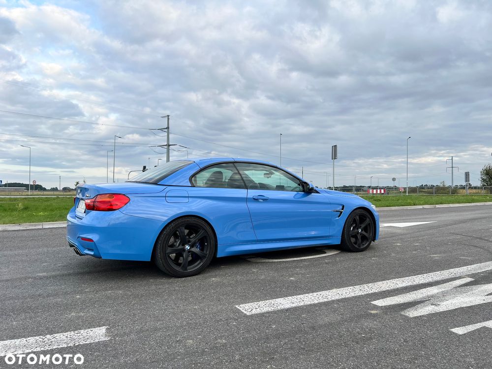 BMW M4 Cabrio DKG - 4
