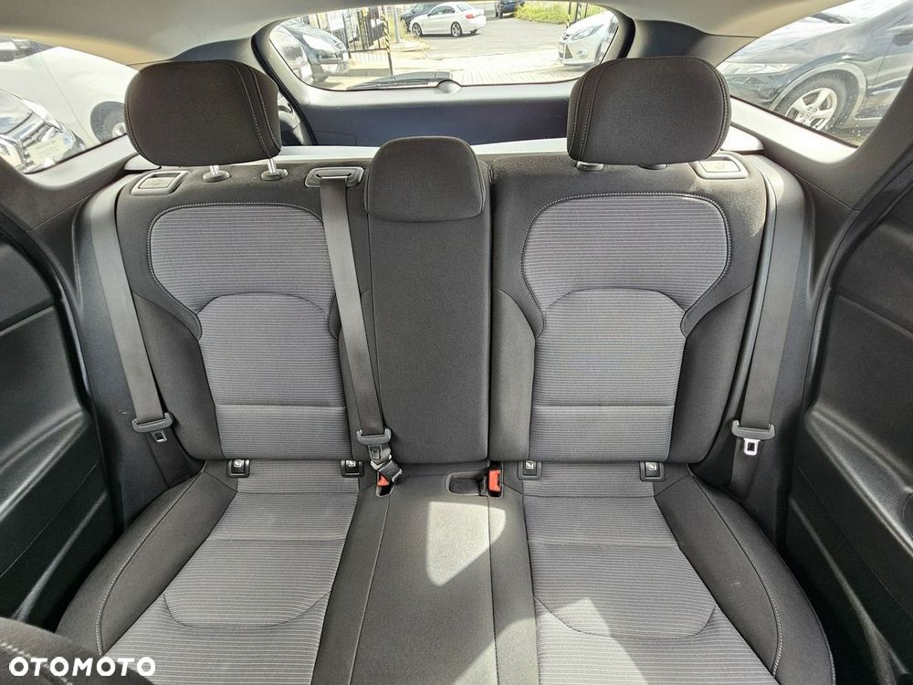 Hyundai i30 1.5 DPI Modern - 16