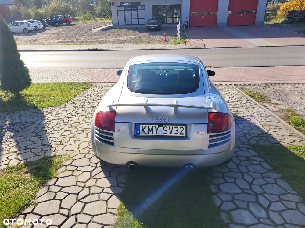 Audi TT Coupé 1.8T Quattro - 4