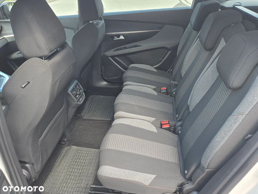 Peugeot 5008 BlueHDi 130 Active Pack - 10