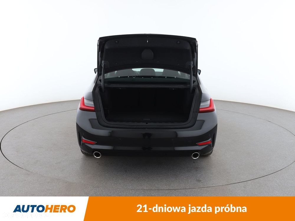 BMW Seria 3 - 17
